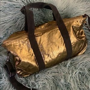 Gold handbag Material Girl